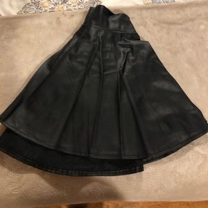 Faux leather pleated mini skirt